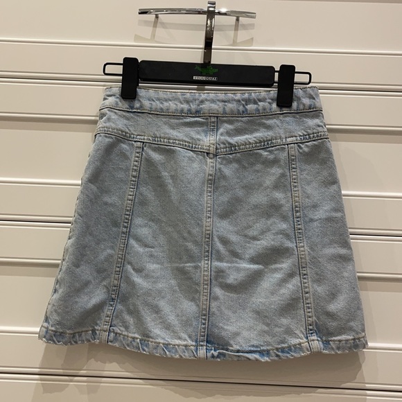 TOPSHOP JEAN skirt Size 0 - Picture 4 of 8